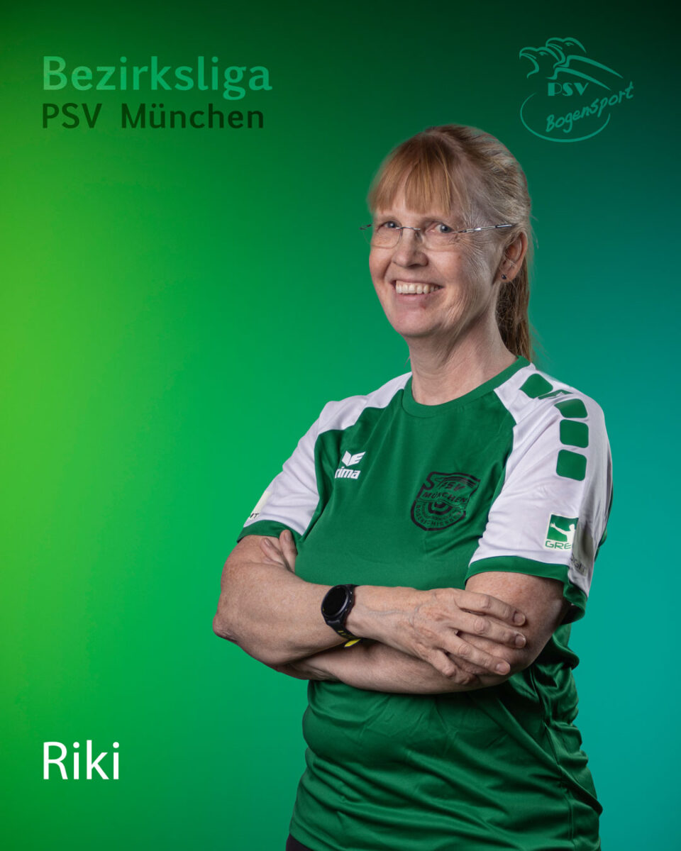 Riki, Bogenschützin der Bezirksliga-Mannschaft des PSV München